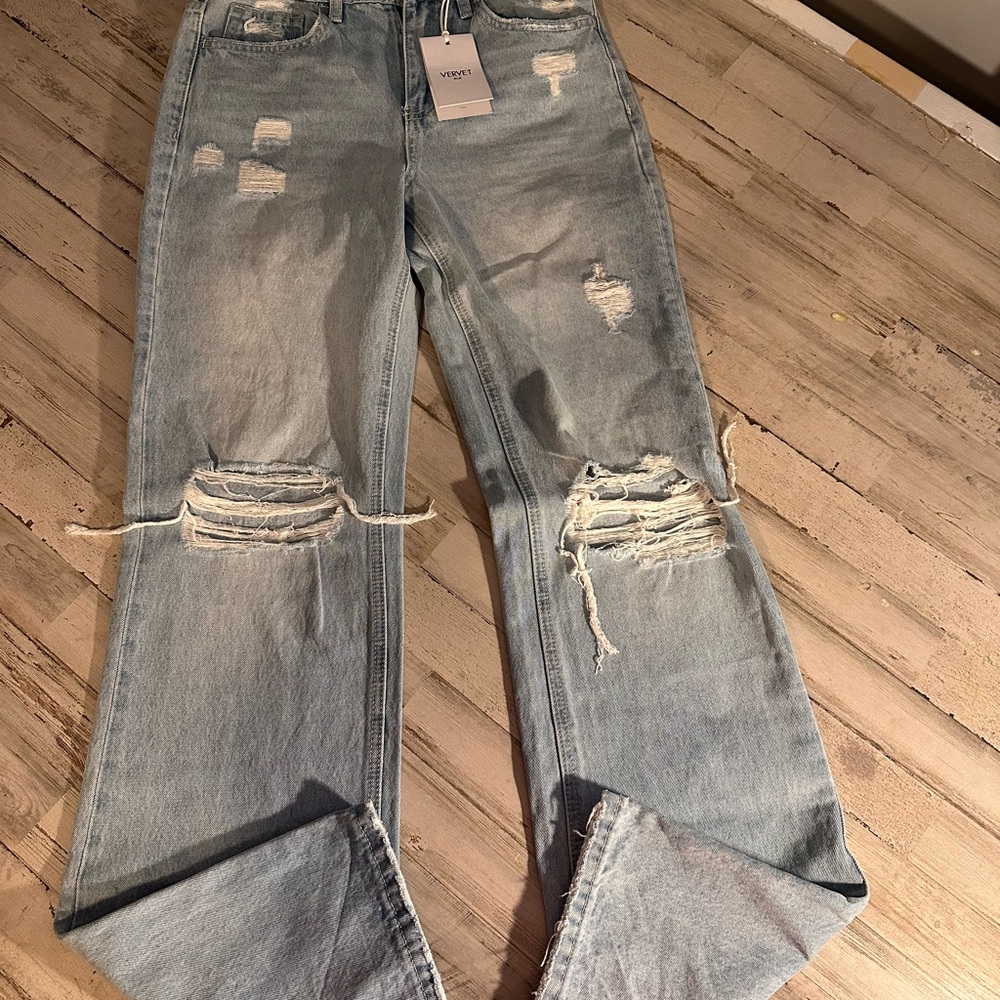 Vigoss Light Wash Distressed Boyfriend Jeans